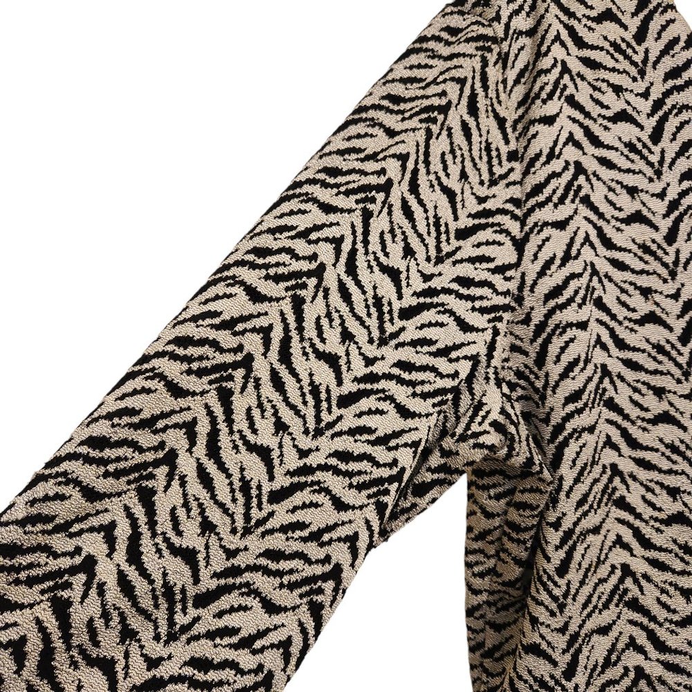 Beautiful Zebra Print JM Collection Woman Tunic Size 3X - Picture 3 of 5